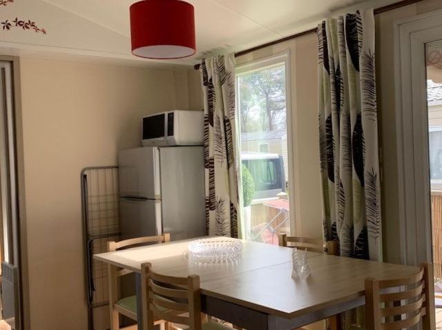 Kerlann 4 Etoiles Mobil Home 3 Chs 2 Sdb Pont Aven Finistere Exteriör bild